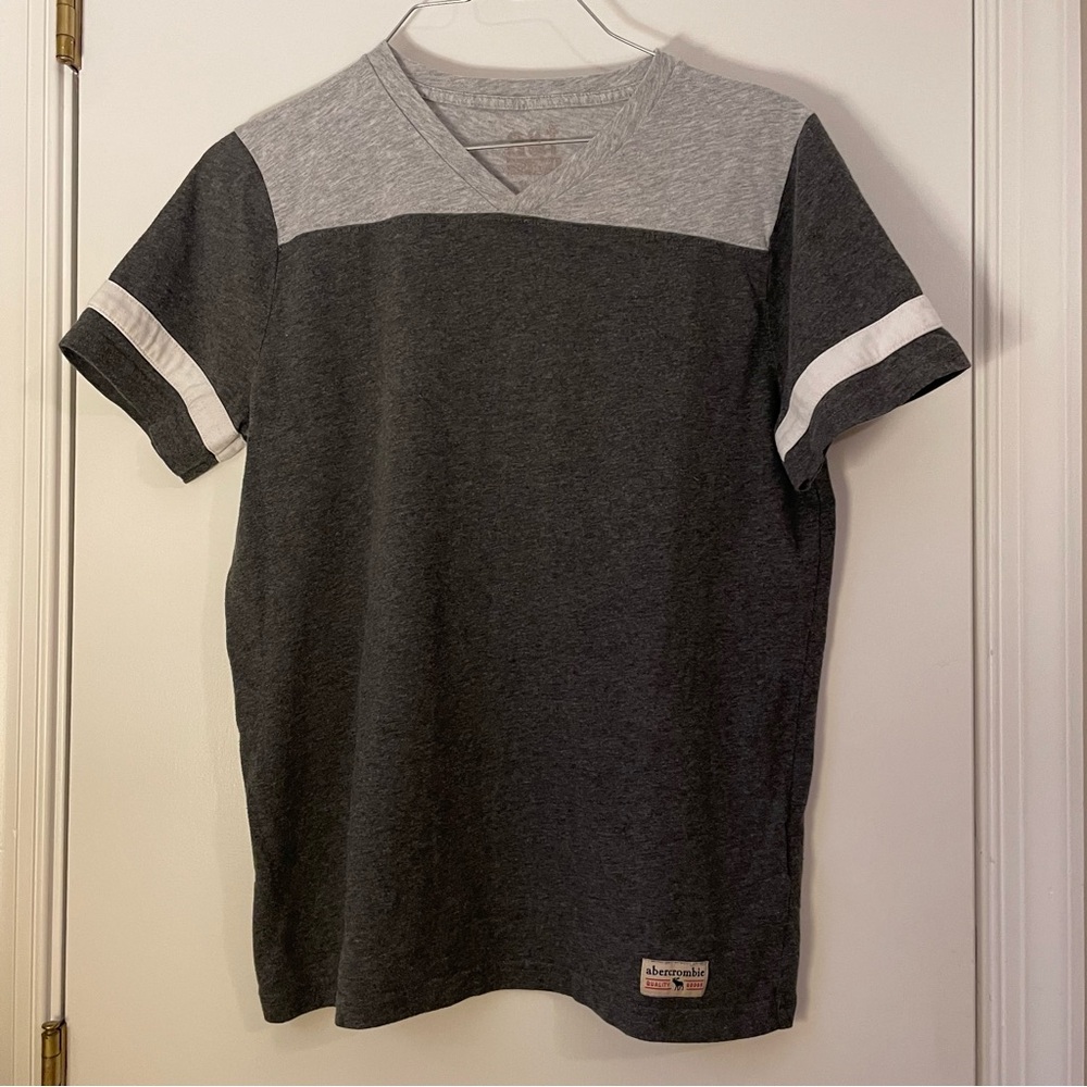 Abercrombie & Fitch Gray and Dark Gray Kids Tee